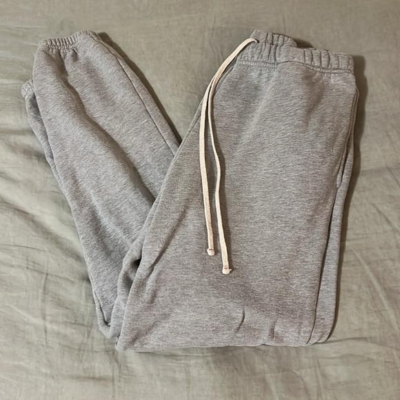 Les Tien Classic Grey Sweatpants - Picture 4 of 12